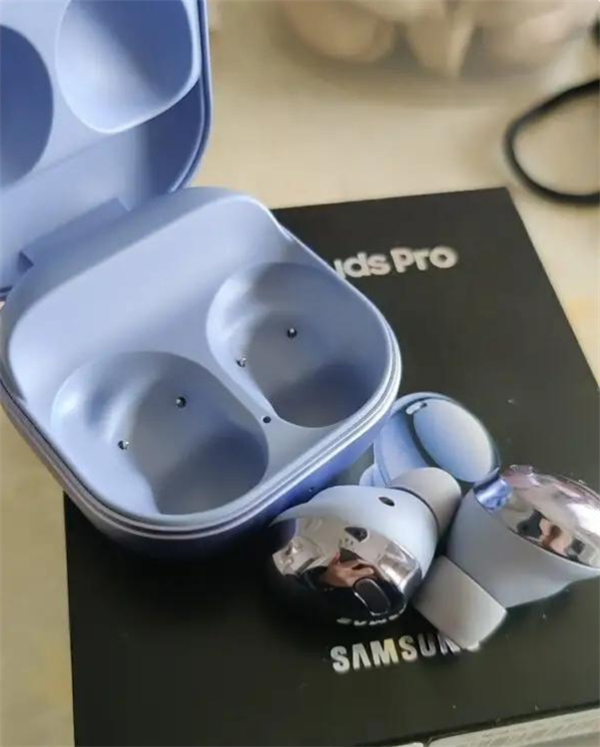 三星budspro蓝牙耳机评测:音质细腻清晰-169it
